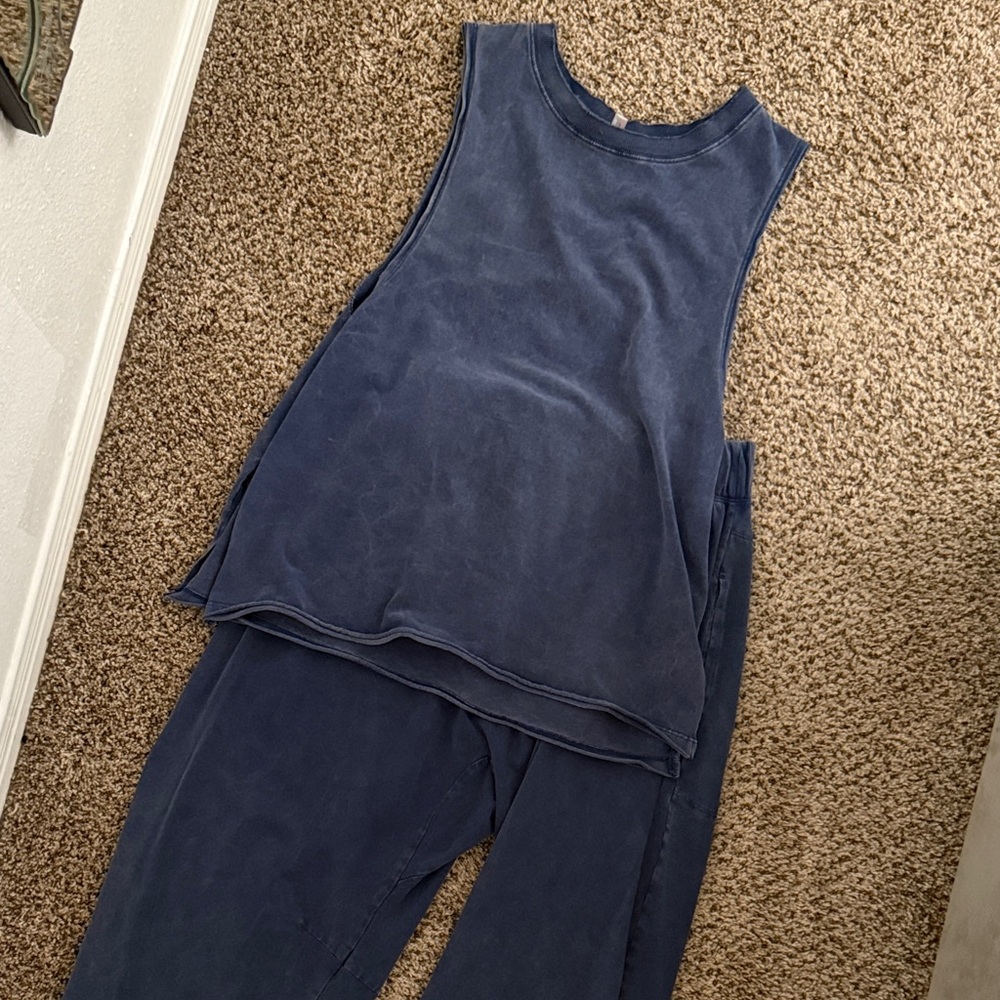 Free People Movement Blue 2 piece set